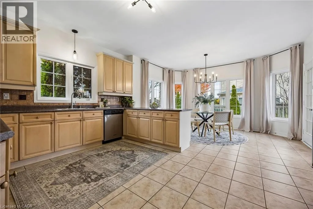 1 WILLOW HEIGHTS Boulevard