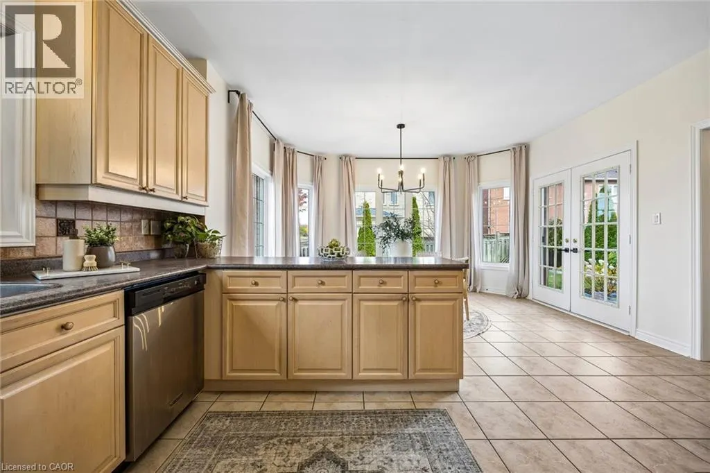 1 WILLOW HEIGHTS Boulevard