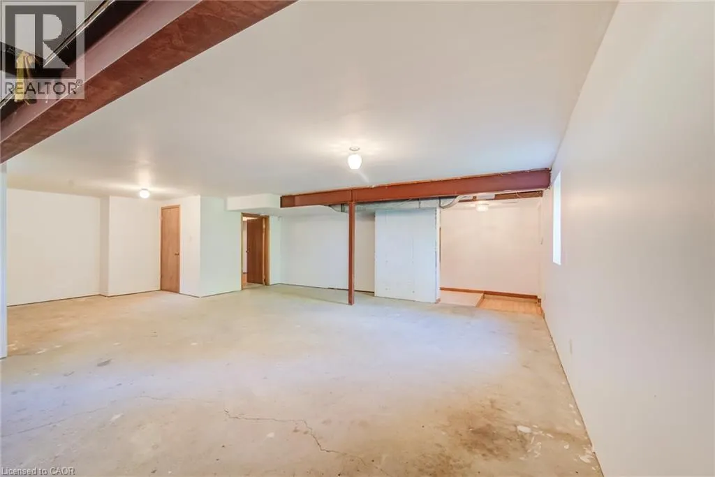 44 GREENSVIEW Drive