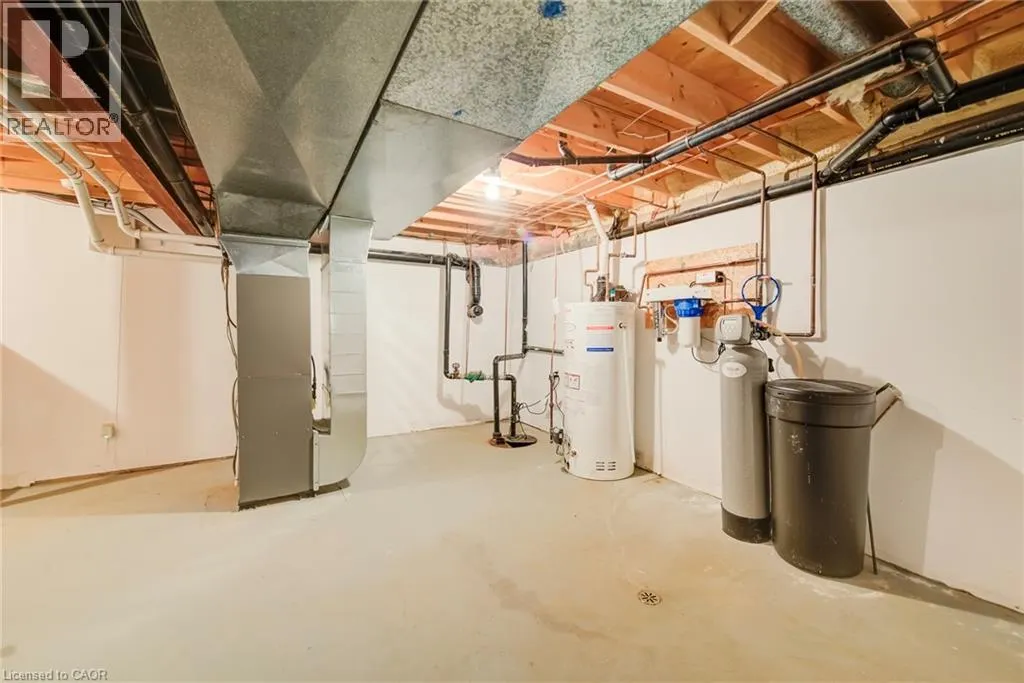 44 GREENSVIEW Drive