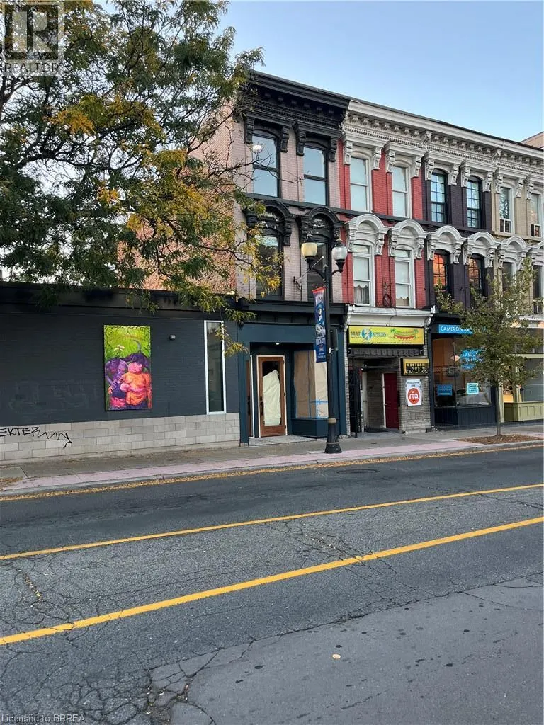 161 JAMES Street N