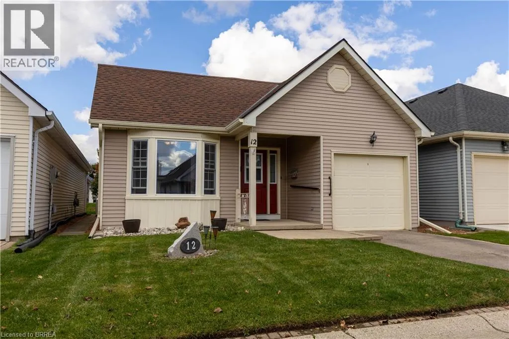 12 HAWKINS Crescent