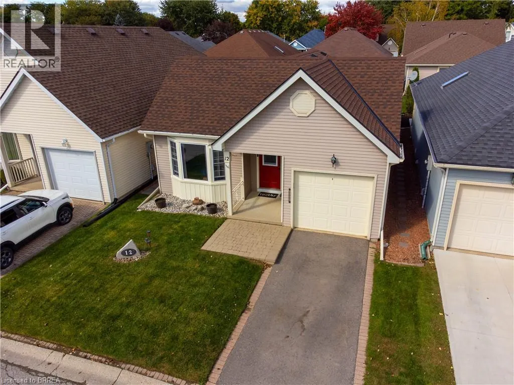 12 HAWKINS Crescent
