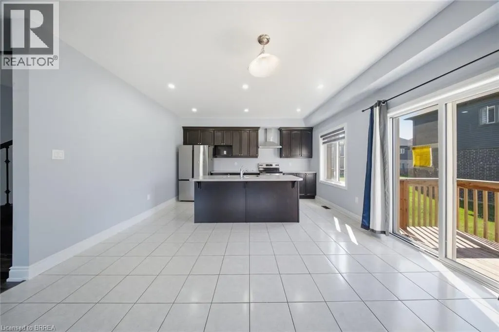 18 MACKLIN Street