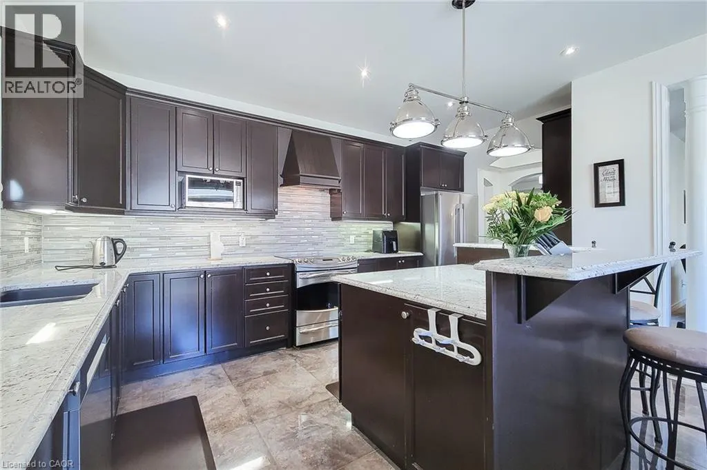 23 CURRAN Road