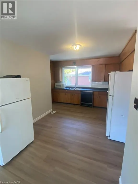 20 CARDILL Crescent N Unit# Full House #Full House