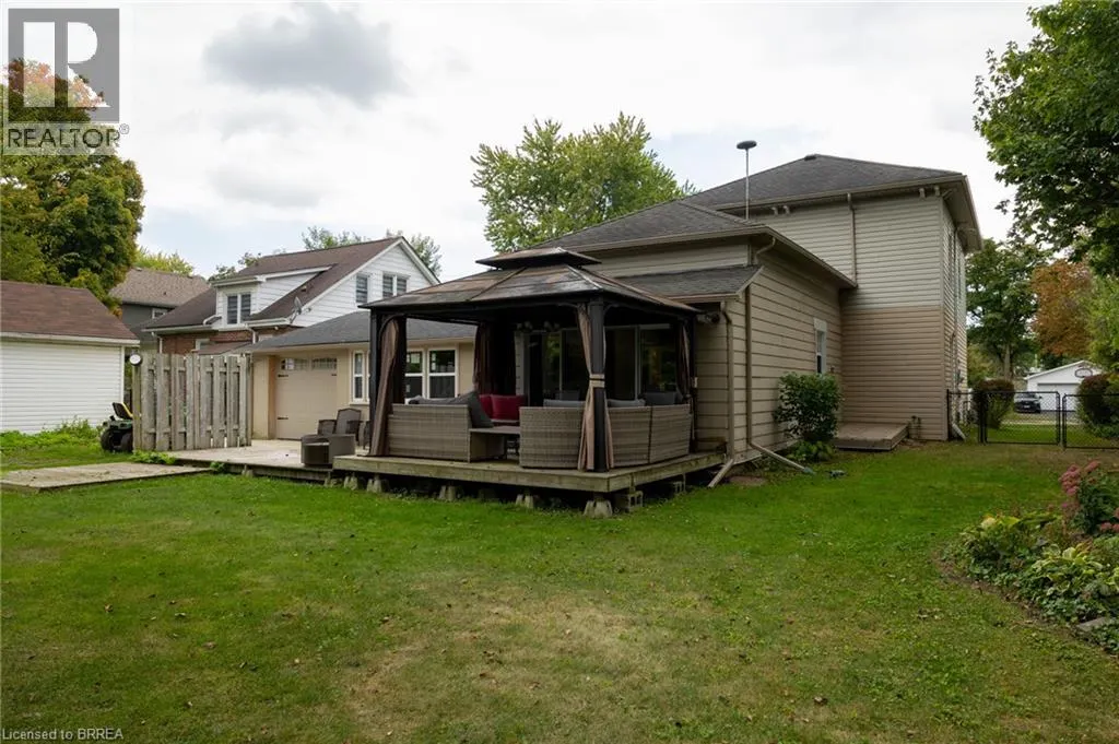 21 MCCALL Street