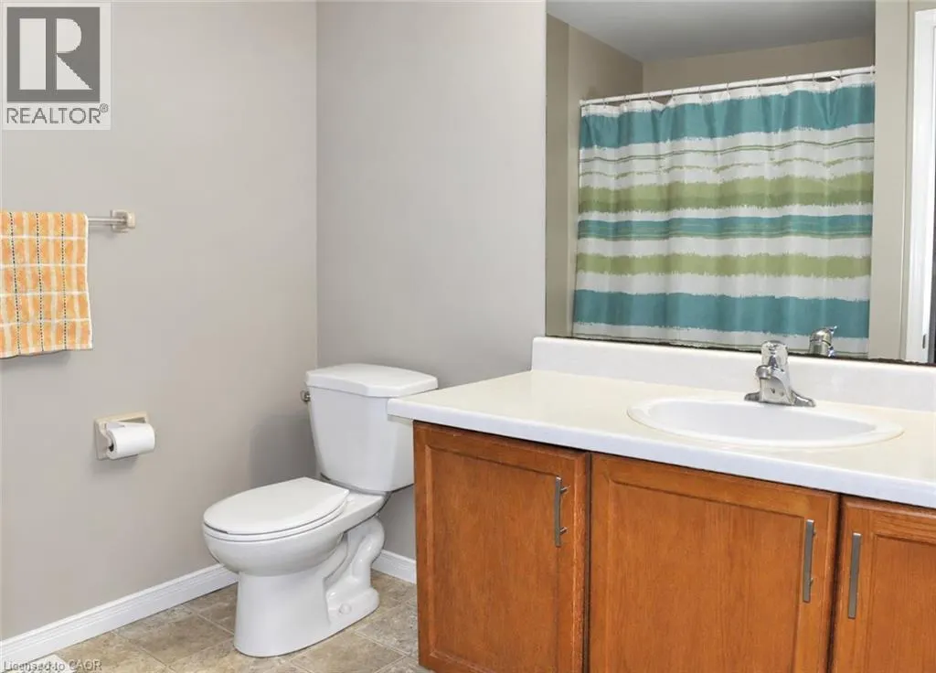 525 OAKVALE Drive Unit# 2 #2