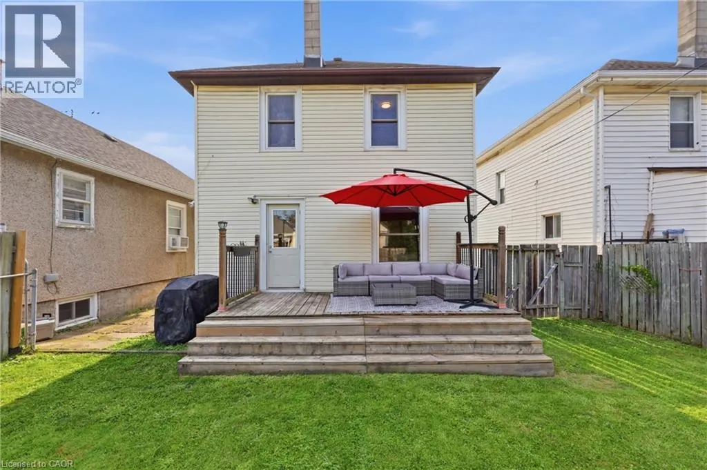 52 BERRYMAN Avenue