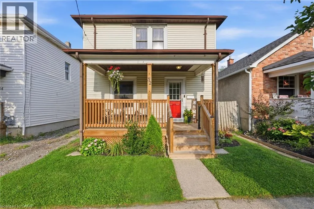 52 BERRYMAN Avenue