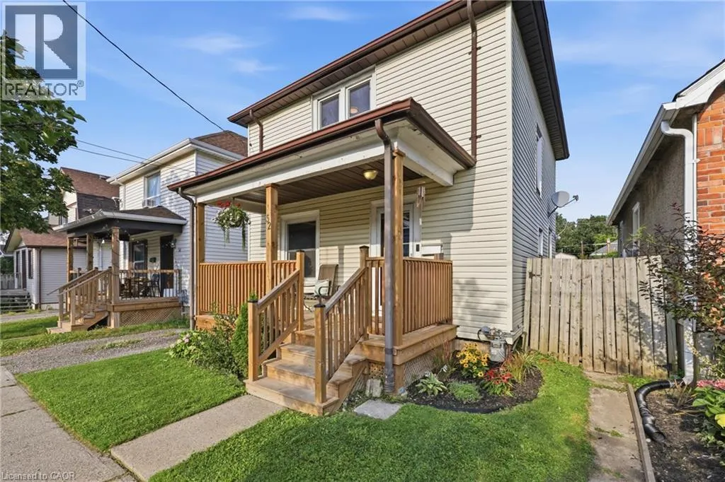 52 BERRYMAN Avenue