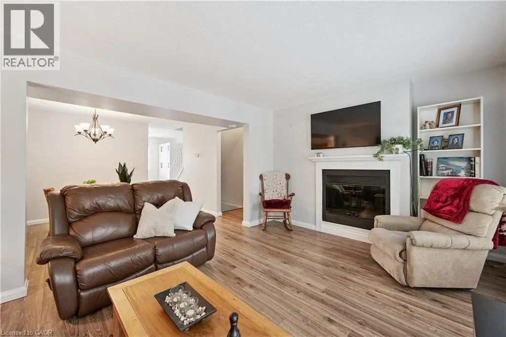 38 HARRIS Avenue Unit# A #A