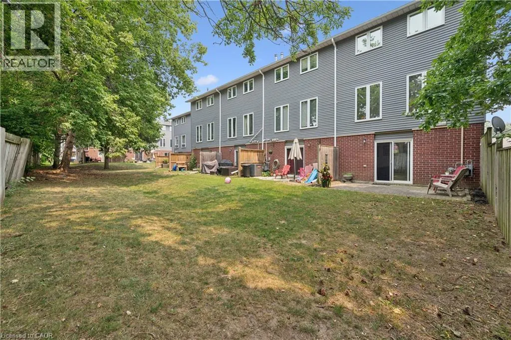 38 HARRIS Avenue Unit# A #A