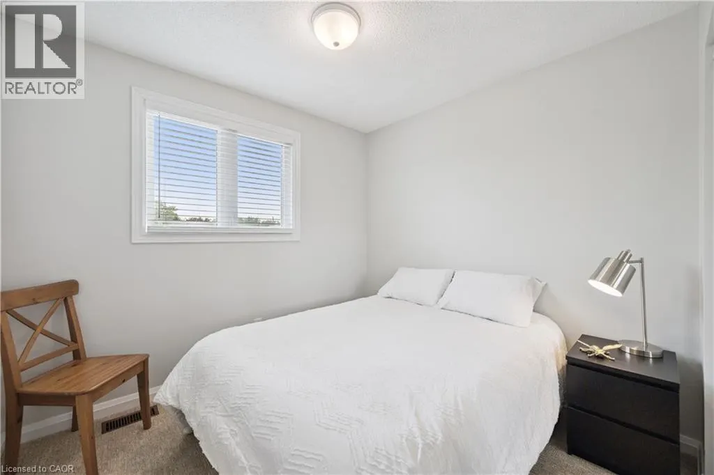 38 HARRIS Avenue Unit# A #A