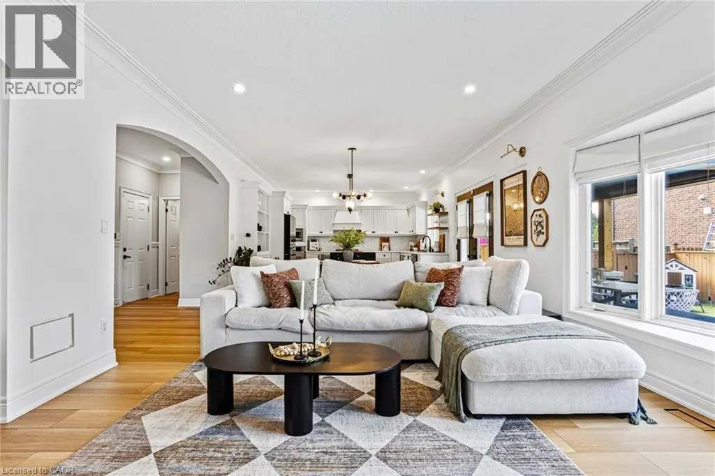 253 UPPER MOUNT ALBION Road
