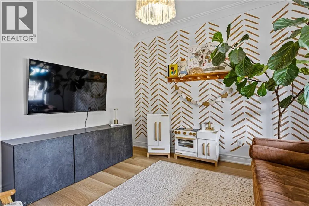 253 UPPER MOUNT ALBION Road
