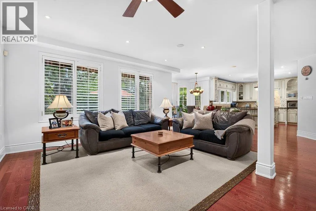 4278 CLUBVIEW Drive