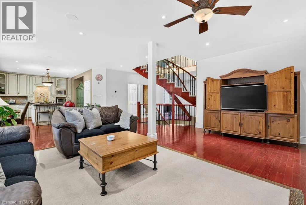 4278 CLUBVIEW Drive