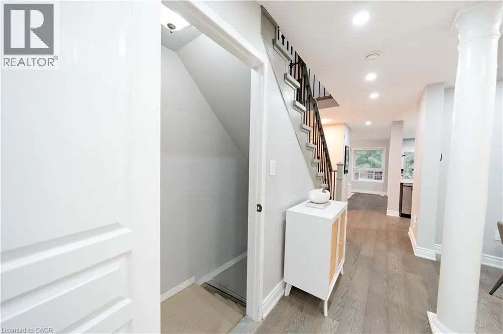 2276 FAIRMOUNT Drive