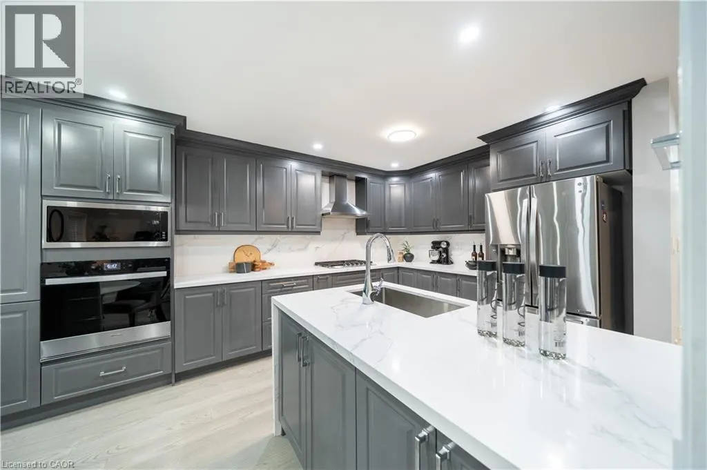 2276 FAIRMOUNT Drive