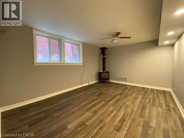 192 ALLEN Street E Unit# 1 #1