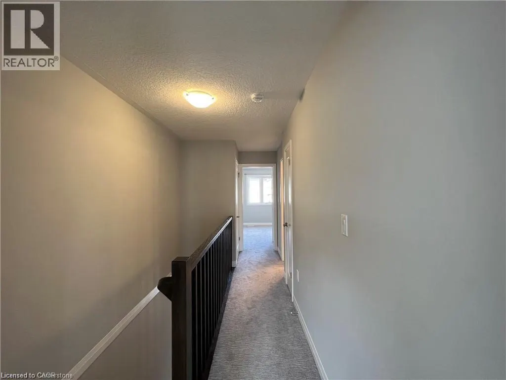 18 AQUA Lane