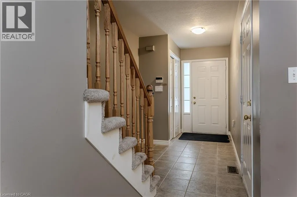 348 HIGHLAND Road Unit# 17 #17