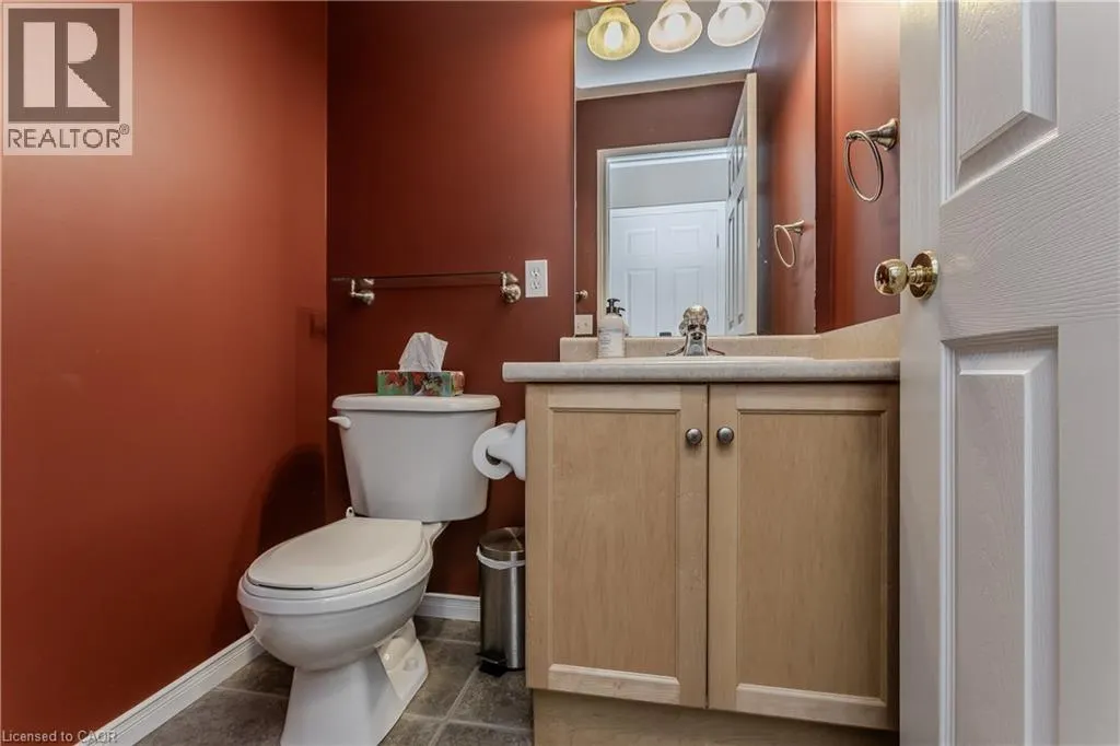 348 HIGHLAND Road Unit# 17 #17