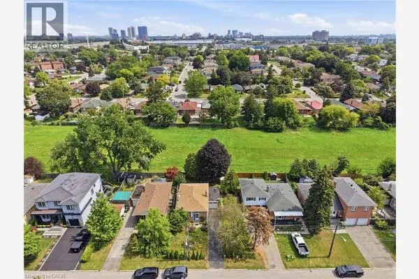 88 CAVEHILL Crescent