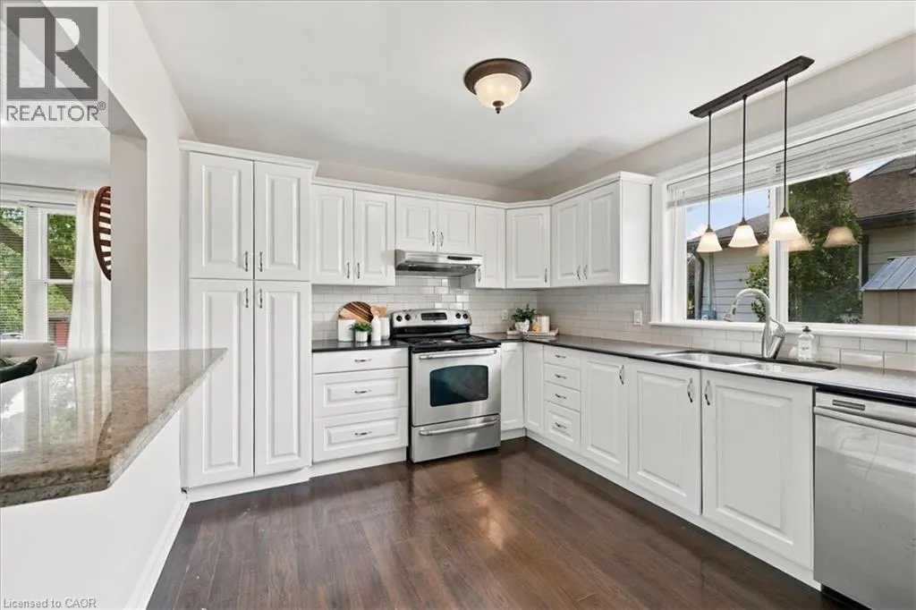 480 ROSSEAU Road