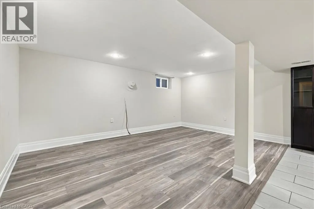 480 ROSSEAU Road