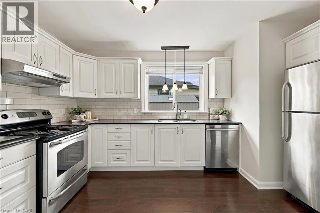 480 ROSSEAU Road