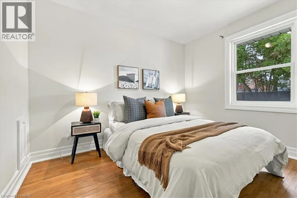 480 ROSSEAU Road