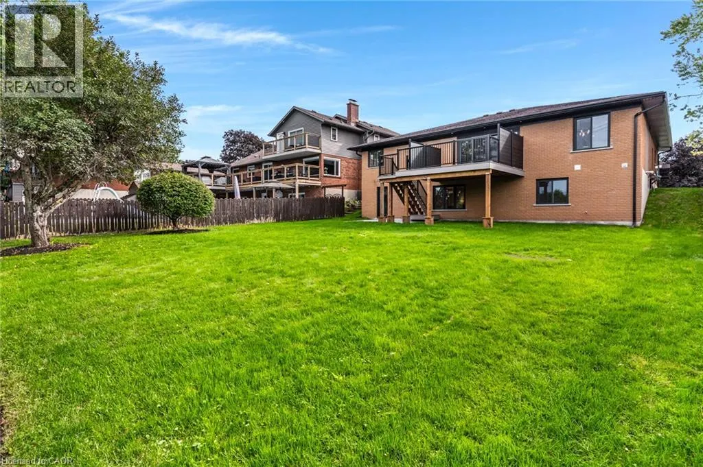 46 ESTHER Avenue