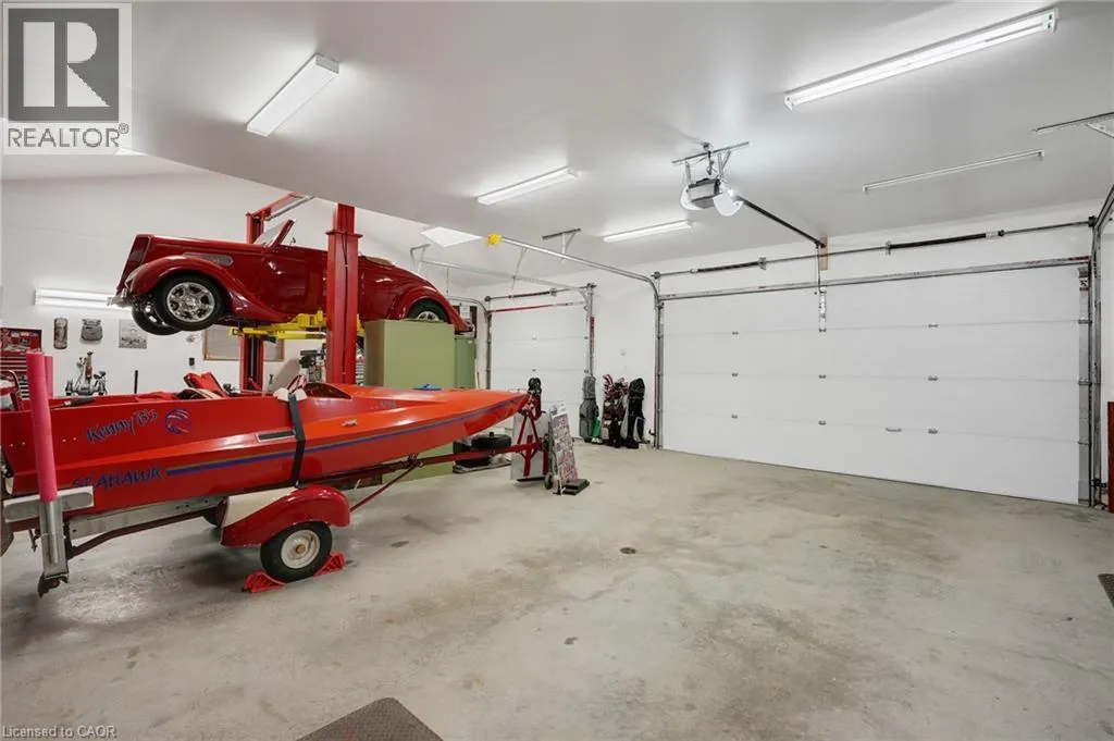 36 MANITOUWABING ESTATES Road