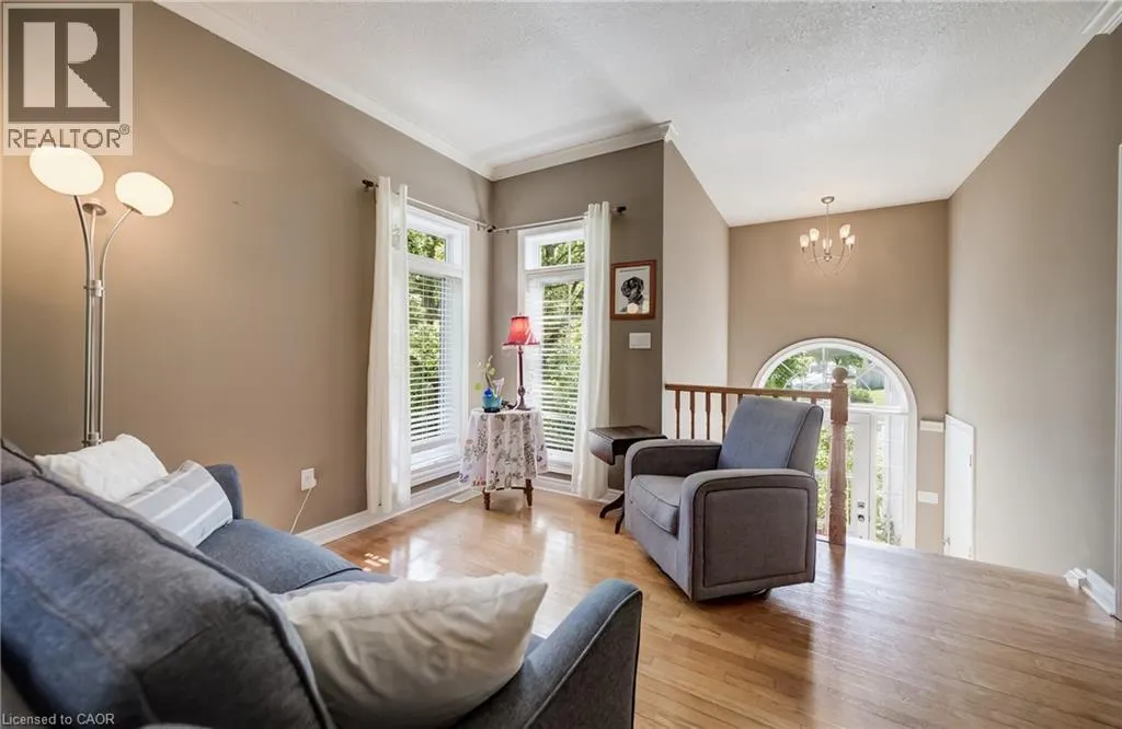 17 KINGSLEY Road