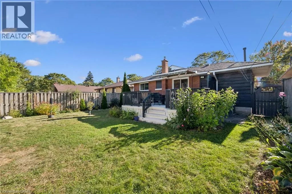 54 PINECREST Drive