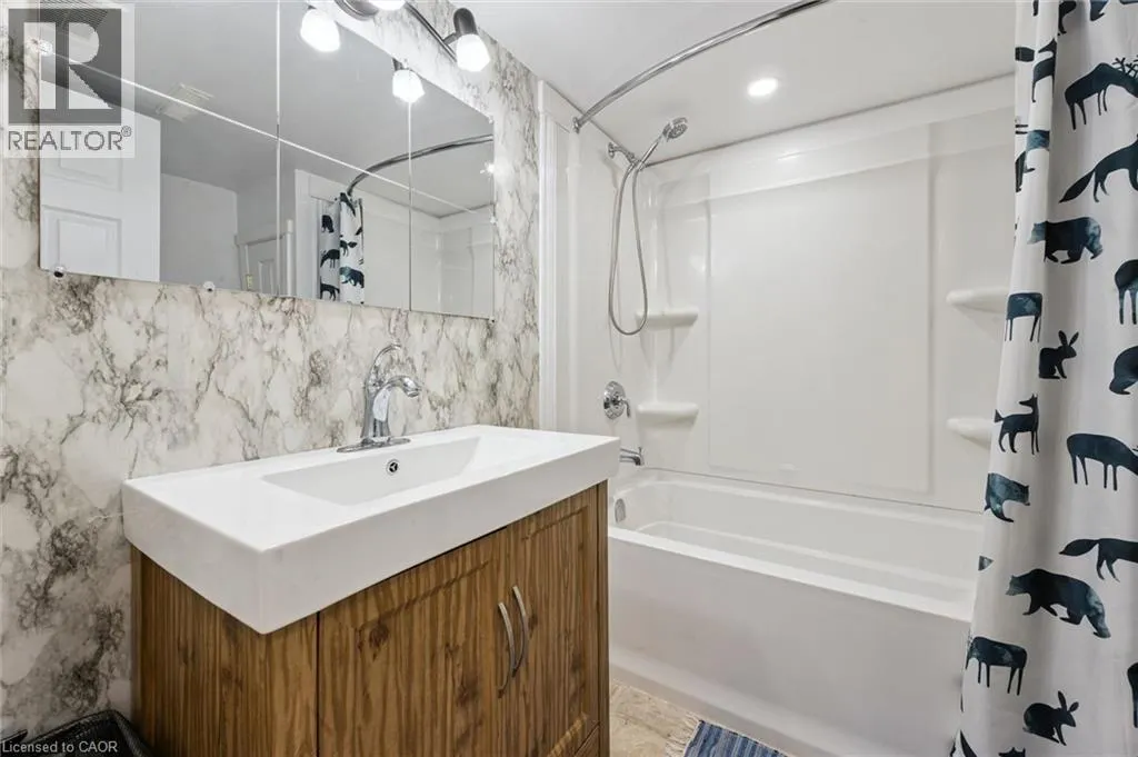 54 PINECREST Drive