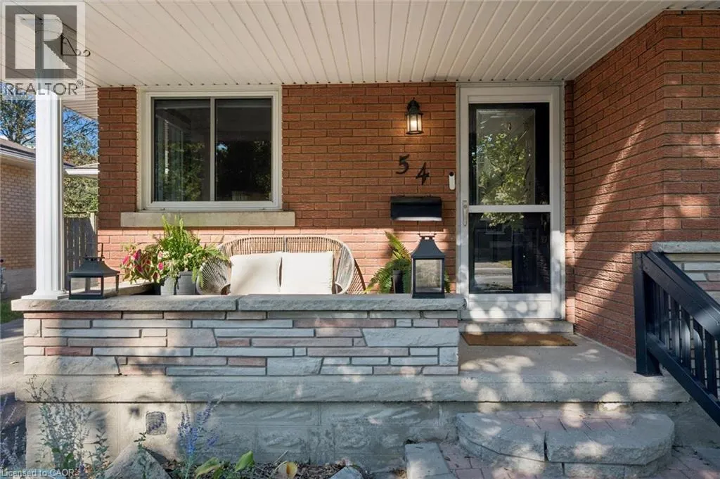 54 PINECREST Drive