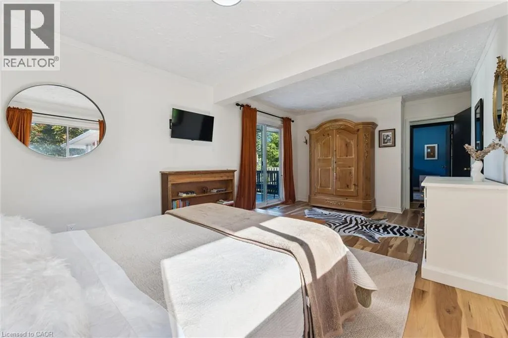 54 PINECREST Drive