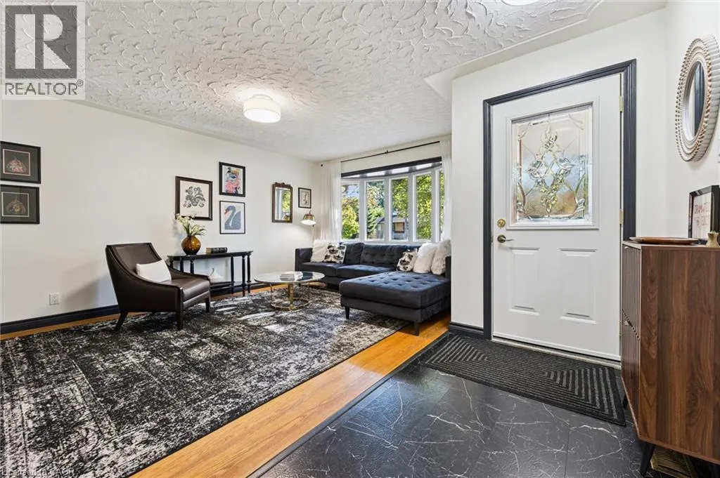 54 PINECREST Drive