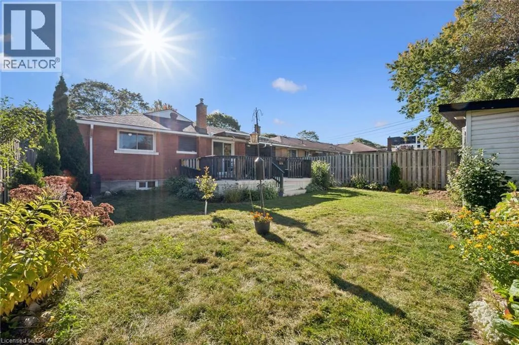 54 PINECREST Drive