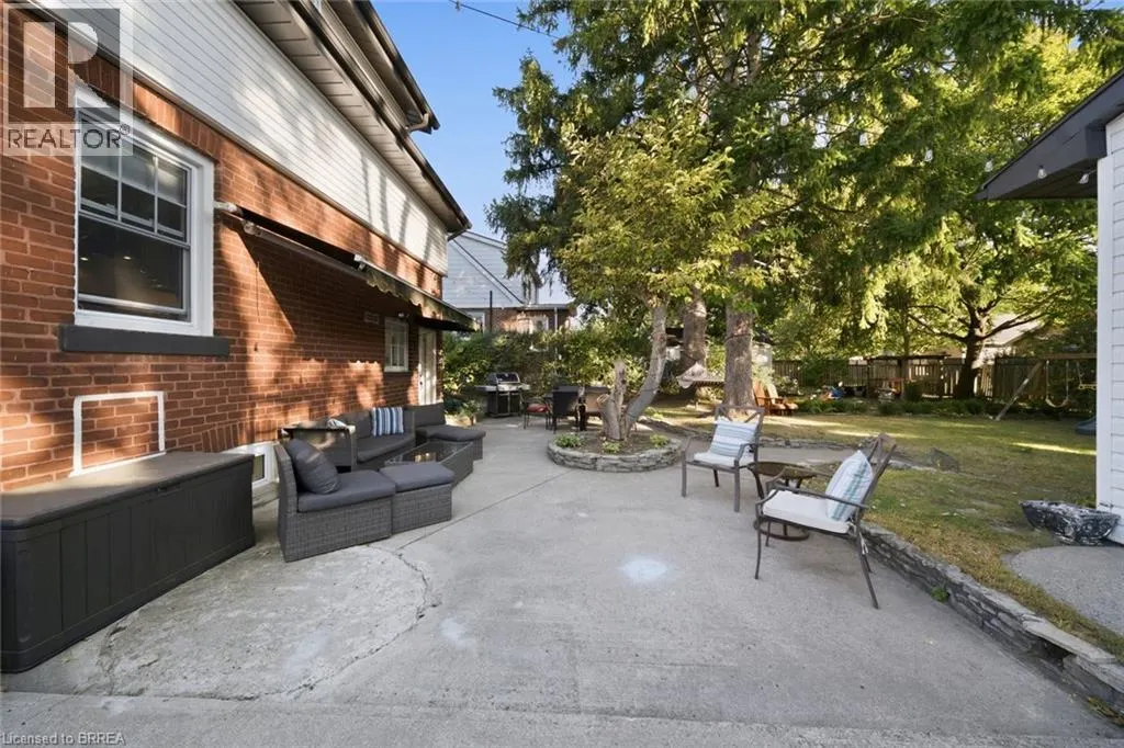 13 FOREST Road