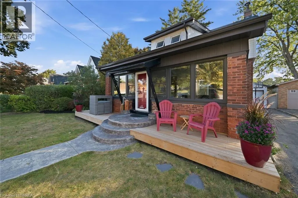 13 FOREST Road