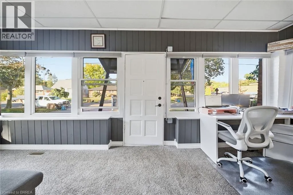13 FOREST Road
