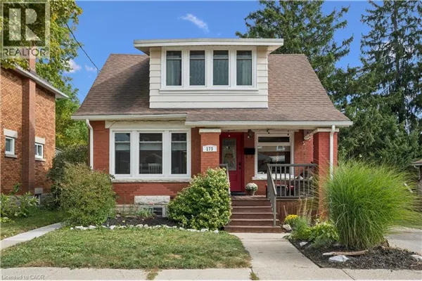 173 CEDAR Street S