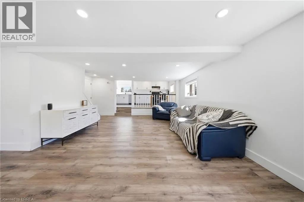 2500 PINEGROVE Road