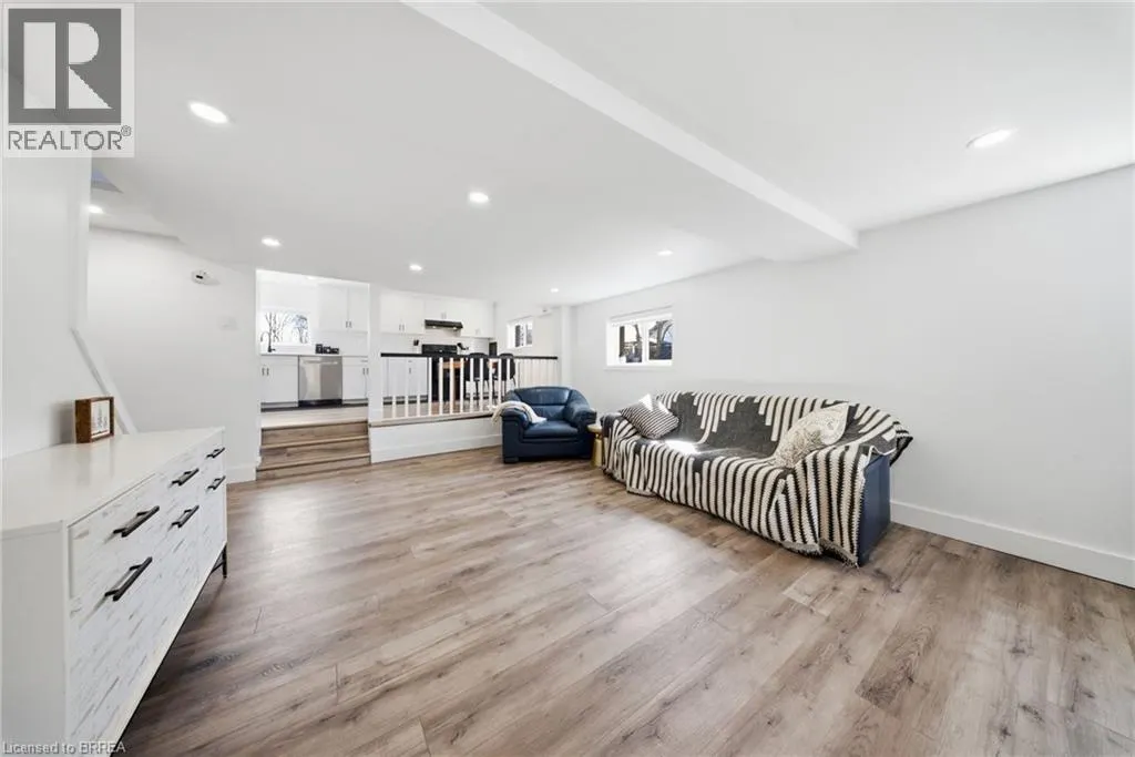 2500 PINEGROVE Road