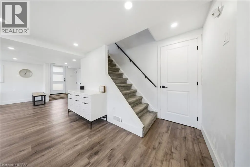 2500 PINEGROVE Road