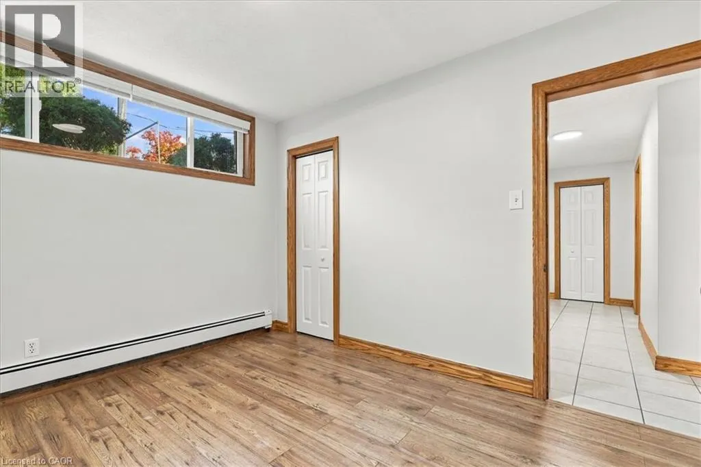 115 ROXBOROUGH Avenue